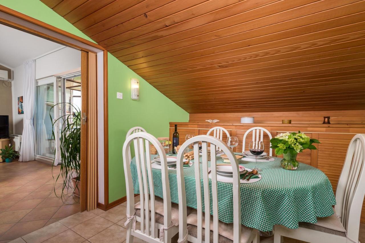Apartment Magda With A Parking Space And Sea View Риека Экстерьер фото